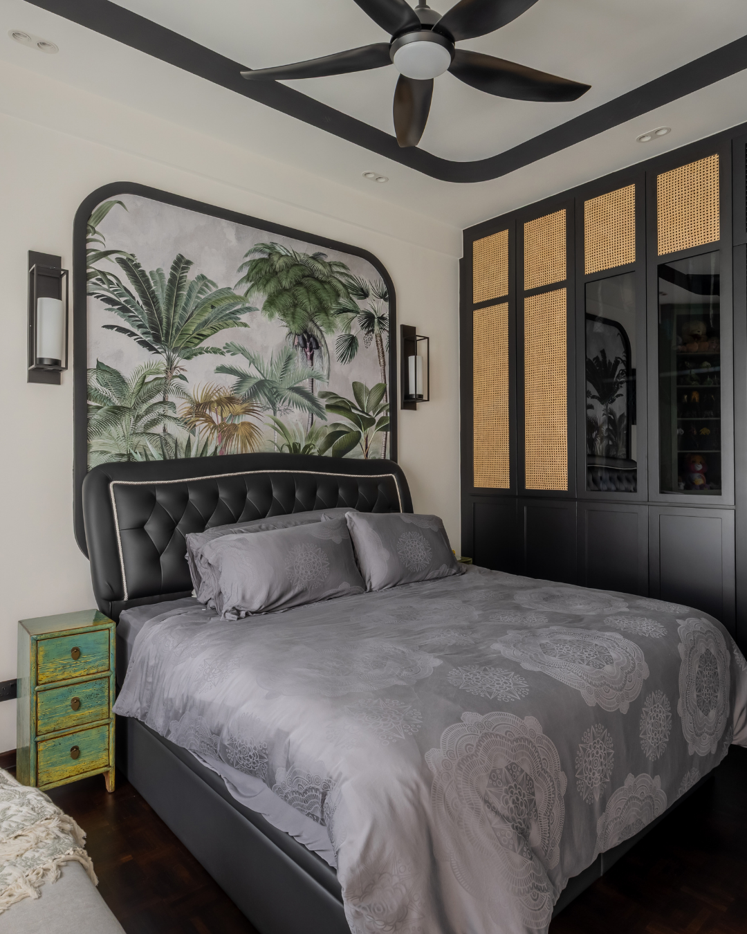 Modern Tropical